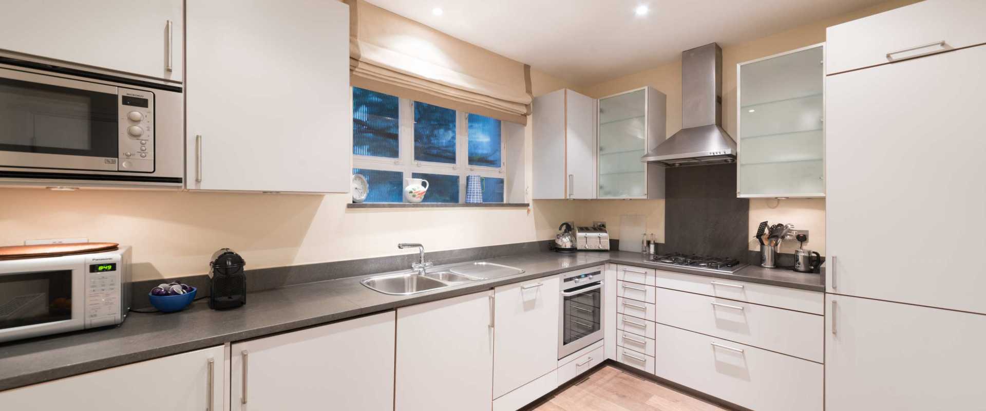 Thurloe Close 7