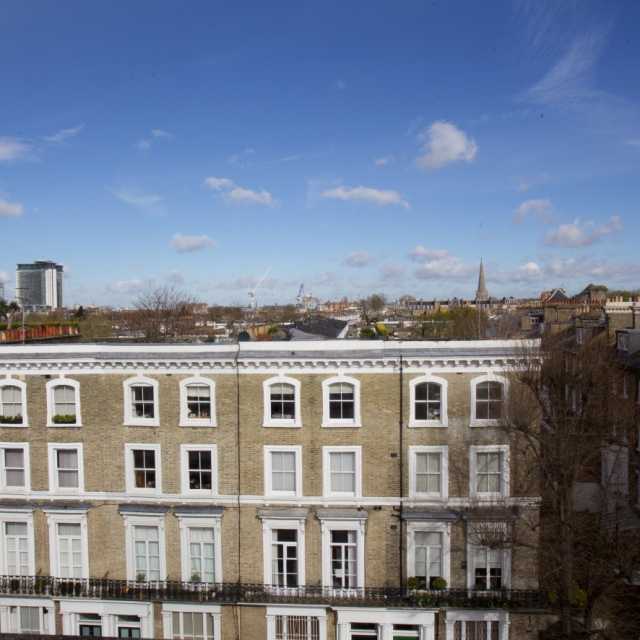 Contemporary and stylish holiday apartment in Chelsea A Place Like Home