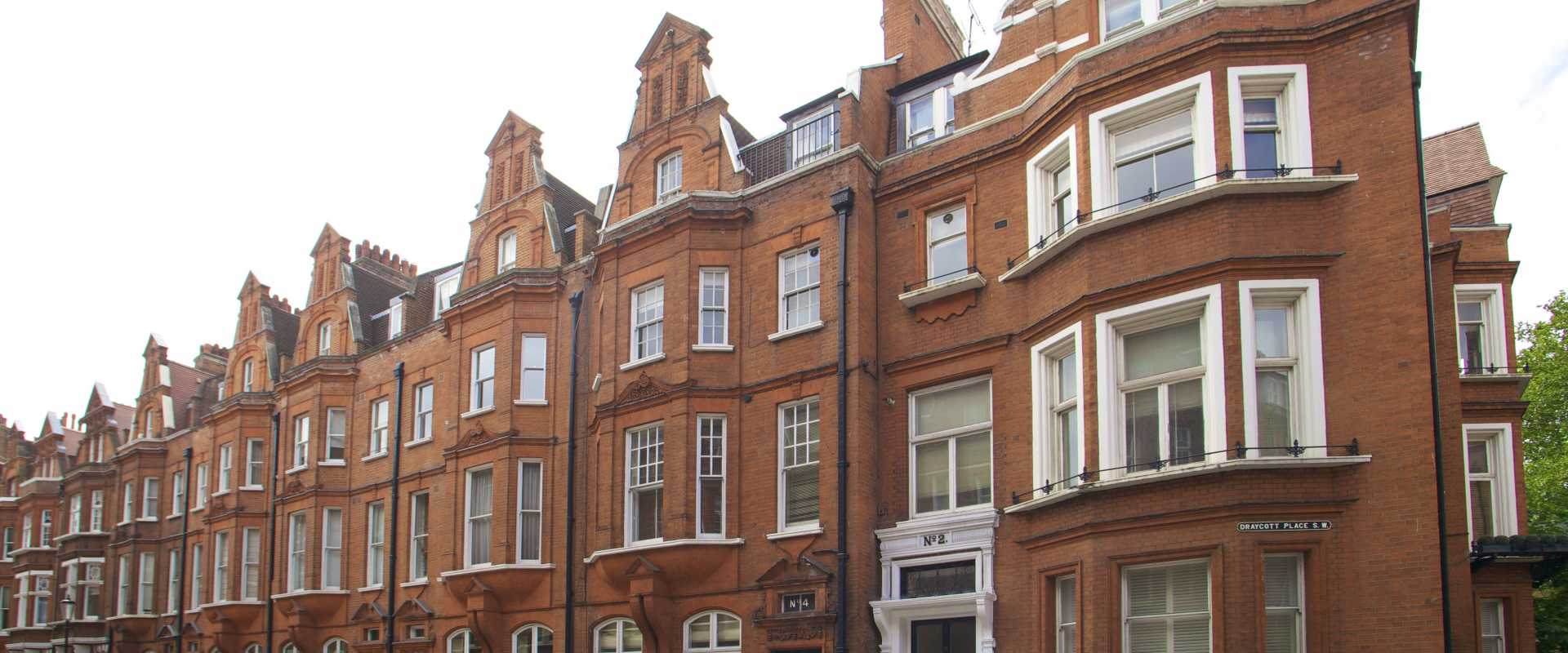 Impeccable 1 bedroom vacation rental flat near Sloane Square A Place Like Home